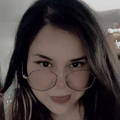 Daniela / Musician