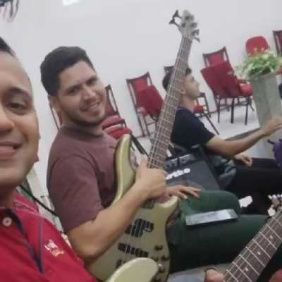 jonas / Musician