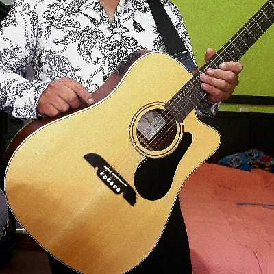 Omar / Musician