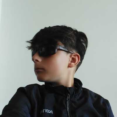 Delojandro / Musician