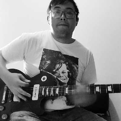Gustavo / Musician