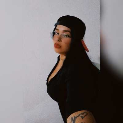 Hanna / Musician