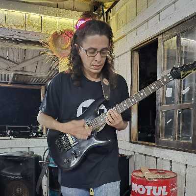 Nelito / Musician