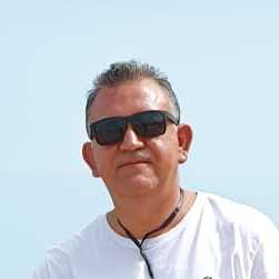 Marcos / Musician