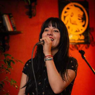 Andrea / Musician