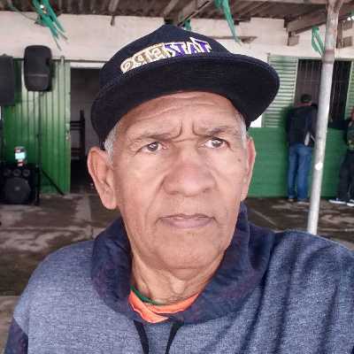Carlos / Musician