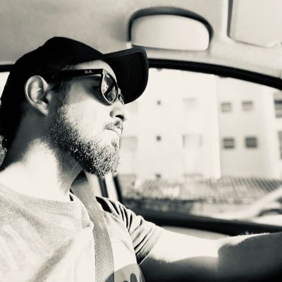 Sandro / Musician