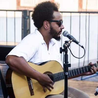 Lucas / Musician