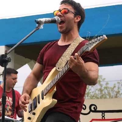 emanuel / Musician