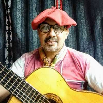Julio / Musician