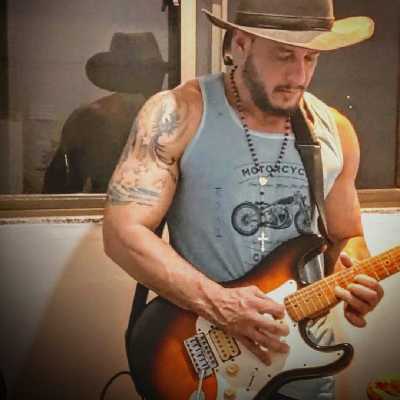 Rodrigo / Musician
