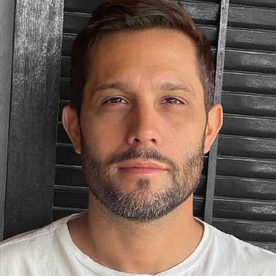Mariano / Musician