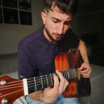 Elizeu / Musician