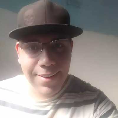 Cláudio / Musician