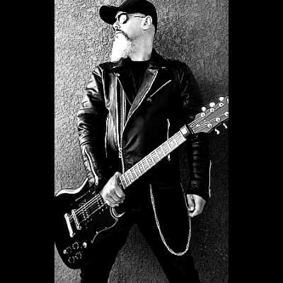 Giuliano / Musician