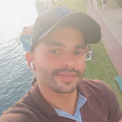 Carlos / Musician