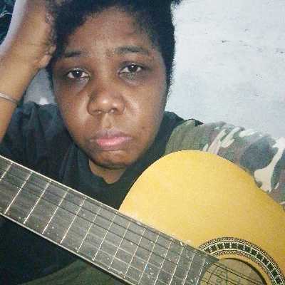 VAN21 / Musician