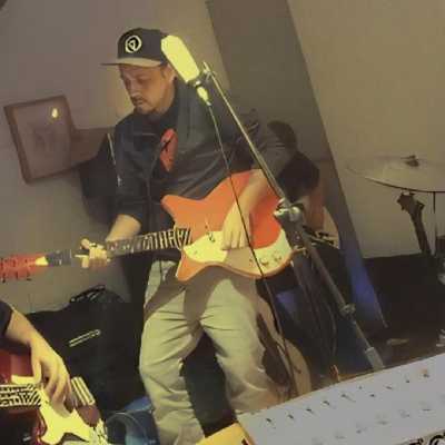 Gonzatabs / Musician