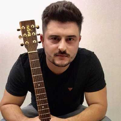 Guilherme / Musician