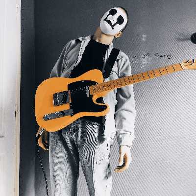 hathom / Musician