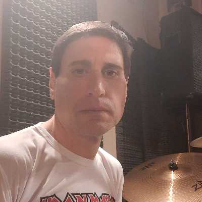 Carlos / Musician