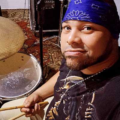 Francisco / Musician