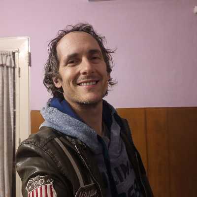 Jorge / Musician