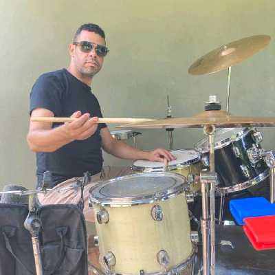 augusto / Musician