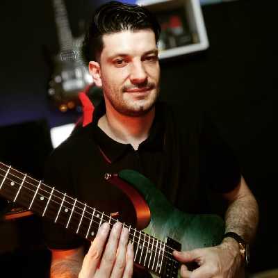 Patrick / Musician
