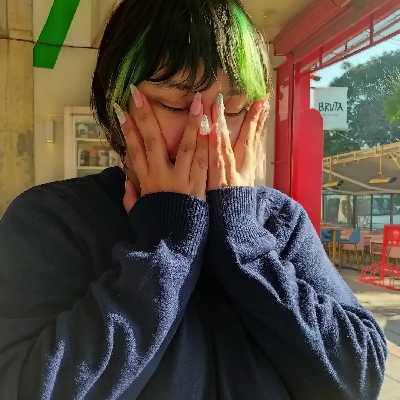 Anna / Musician