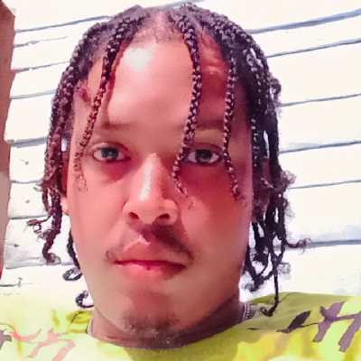 Francisco / Musician