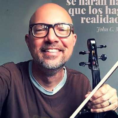 Ernesto / Musician