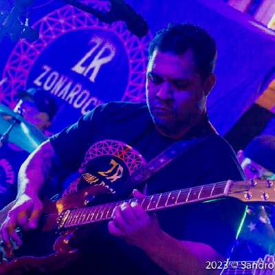 Paulo / Musician