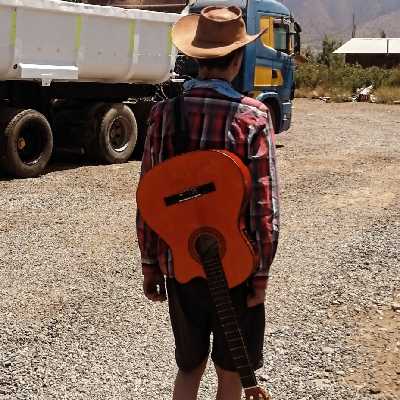 Santiago / Musician