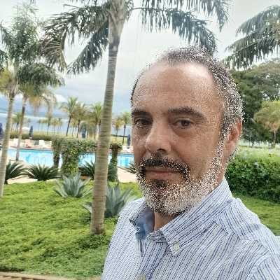 Evandro Carlos / Musician