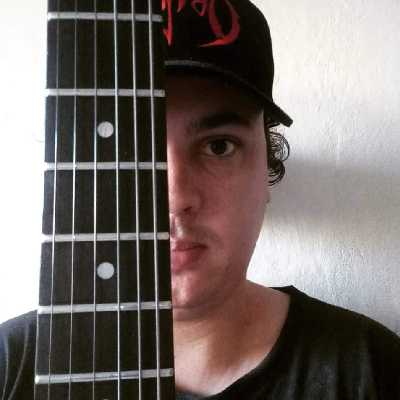 Guilherme / Musician
