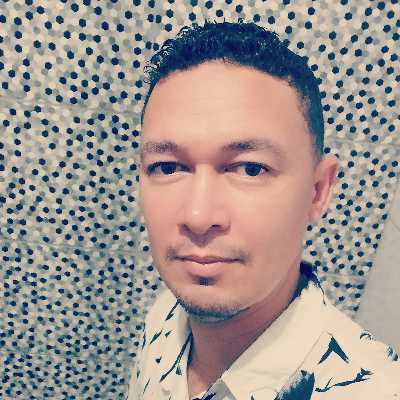Paulo / Musician