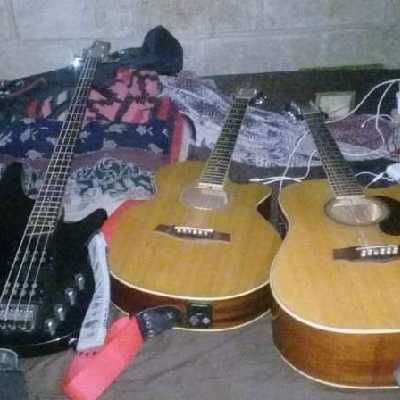 Yarey / Musician