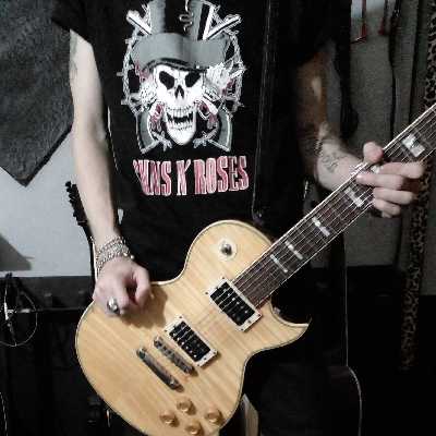 Eric / Musician