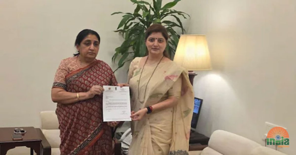 Rupali Chakankar Resigns amid Kharat Controversy