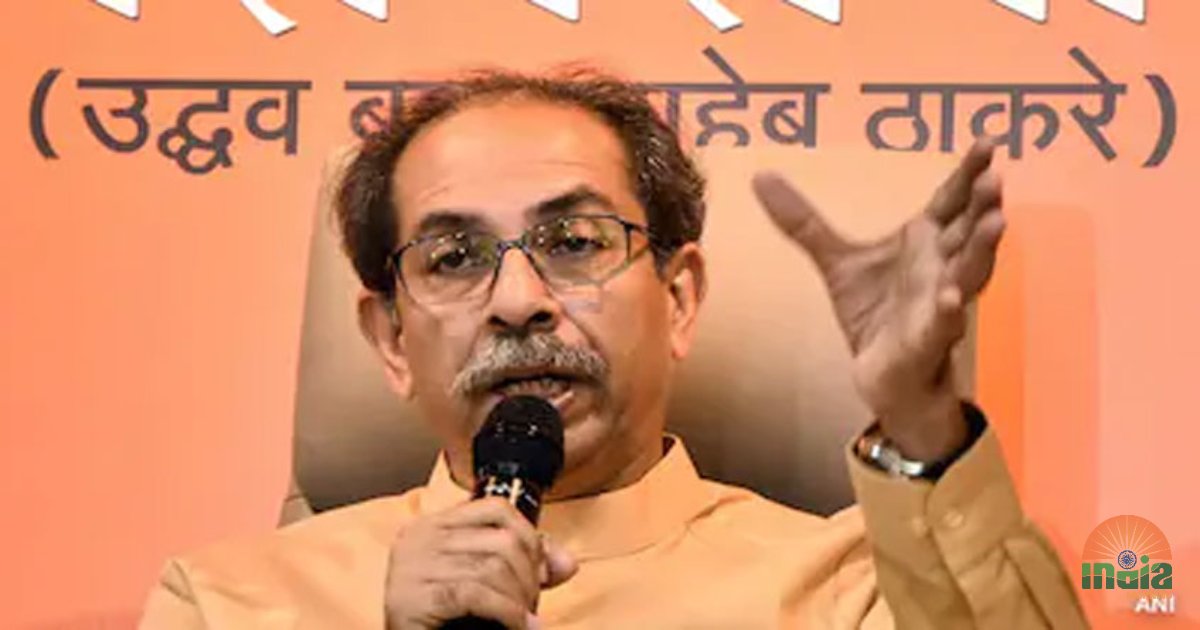 ठाकरे गटाला नाशिकमध्येही धक्का? 12 नगरसेवकांच्या बंडाच्या चर्चांनी खळबळ; '5 कोटींची ऑफर'चा गंभीर आरोप