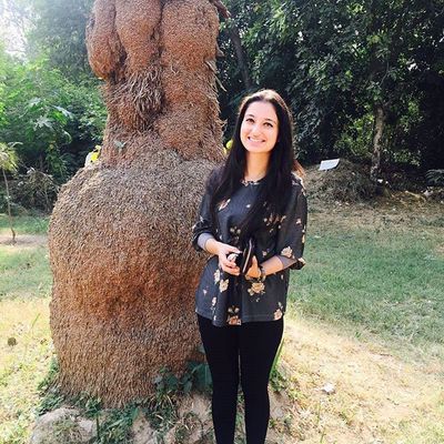 Seema Tahkur's avatar