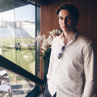 Artem Shatilov's avatar
