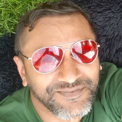 Zohe Mustafa's avatar