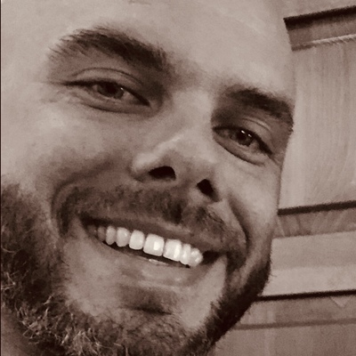 Caylan Larson's avatar
