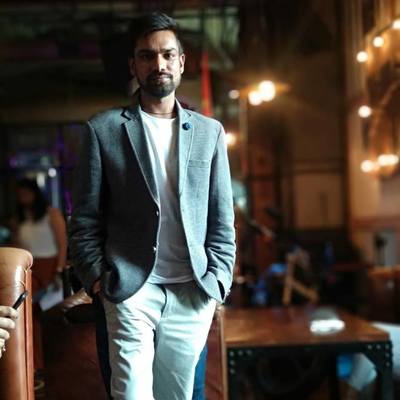 Erric Ravi's avatar