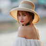 Vivien's avatar