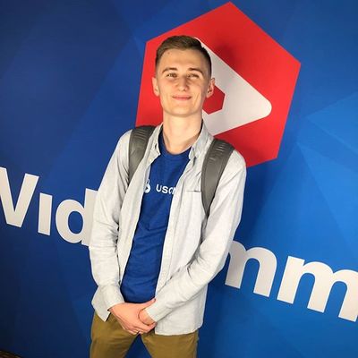Nikita Savrov's avatar