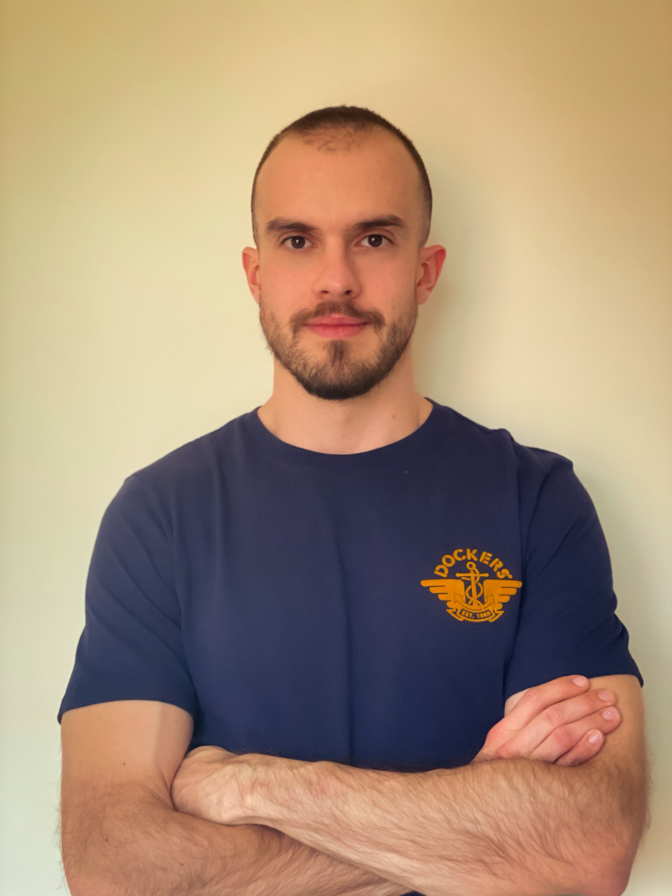 Luis Lorente's avatar