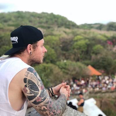 Matthew Cross's avatar